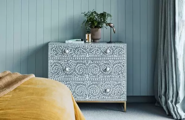 lounge-lovers-pia-chest-of-drawers-grey-white-styled